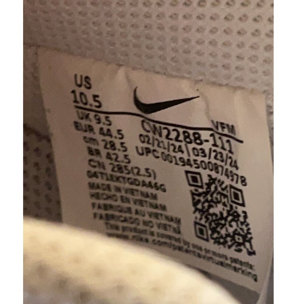 Nike Air Force 1 '07 Low Triple White Sneakers CW2288-111 Men White Leather 10.5 - Picture 9 of 10